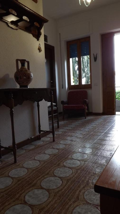 B & B Il Mirto 2 SantʼAntìoco エクステリア 写真