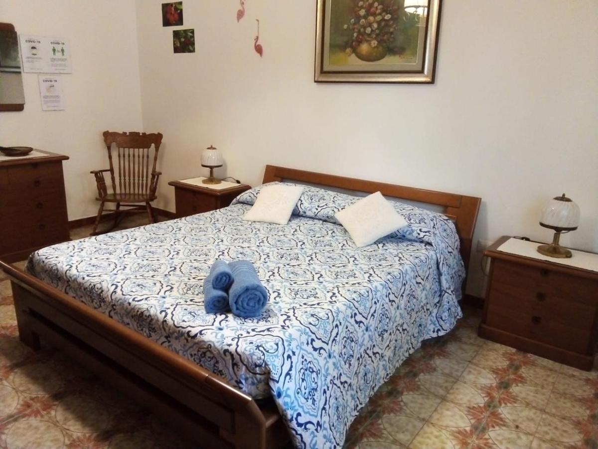 B & B Il Mirto 2 SantʼAntìoco エクステリア 写真